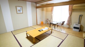 Basic Quadruple Room (Electronic Cigarette OK) - ryobou hanaemi (Otaru)