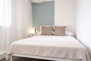 Unclassified image, 5 of 8, button - Spacious Duplex Near University & Christ Church (Oxford)