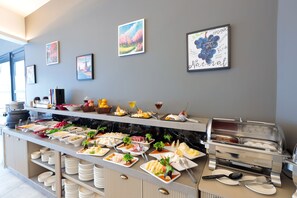 Desayuno buffet incluido todos los días