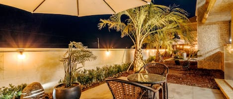 Luxury Private Triple Room | 露台