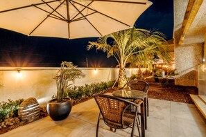 Luxury Private Triple Room | Terrace/patio