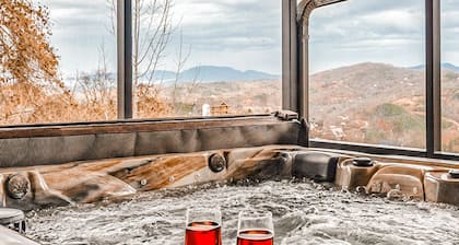 Mountain Views/Game Room/Theatre Room/Jacuzzi/Fire Pit/10mins to downtown Gburg