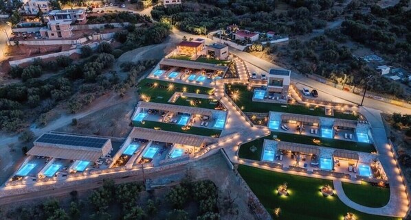 Exterior - Deos Luxury Suites (Hersonissos)