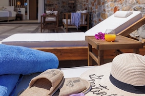 Deluxe Junior Suite, Private Heated* Pool, Sea View