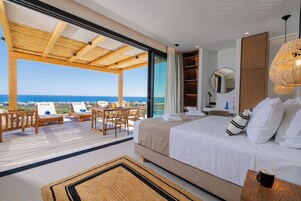 Deluxe Two-Storey Suite, Private Heated* Pool, Sea View