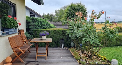 Schöne Ferienwohnung in Erpel Direkt am Rheinsteig. Kleine Haustiere Willkommen