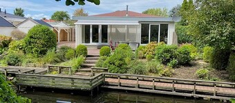 Bungalow à Makkum près de la Plage