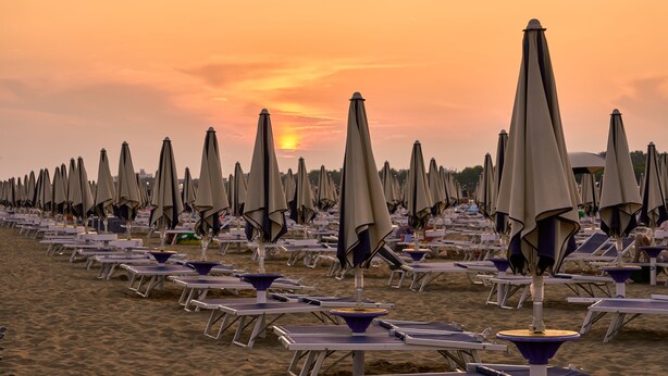 Unclassified image, 1 of 31, button - Lovely Apartment Overlooking the Pool in Bibione (San Michele al Tagliamento)
