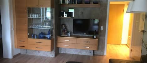 TV