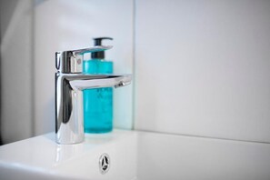 Haartrockner, Handtücher