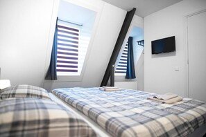 Desk, laptop workspace, blackout curtains, free WiFi - B&B Hotel Lichtstad (Eindhoven)