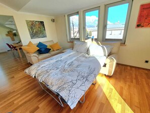 1 室のベッドルーム、WiFi、ベッドシーツ