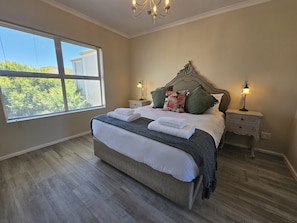 Apartment (1 Bedroom)