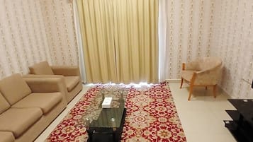 Executive-enkeltværelse | Opholdsområde | Tv