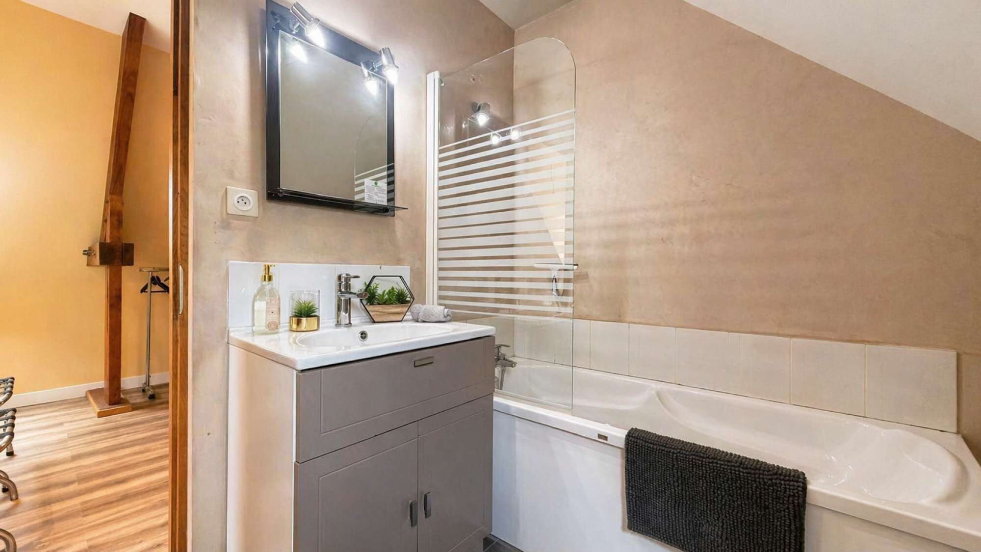 Hair dryer, bidet, towels
