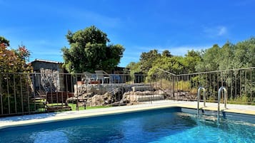 Piscine extérieure, piscine chauffée