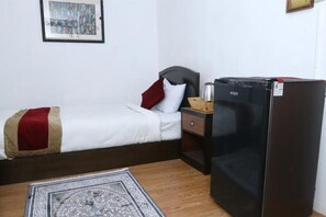 1 camera, una cassaforte in camera, ferro/asse da stiro, Wi-Fi gratuito