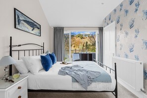 5 Schlafzimmer, Bügeleisen/Bügelbrett, kostenloses WLAN, Bettwäsche