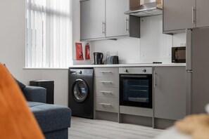 Interior - 1BR Apartment in Belfast East Village | City stay (Belfast)