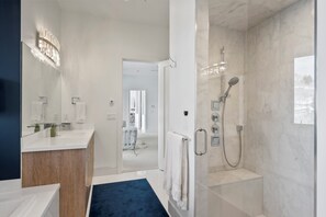 Hårtørrer, håndklæder