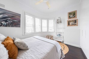 1 bedroom, desk, iron/ironing board, WiFi