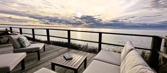 Beachfront~Seaside Sea-duction-Dog Friendly