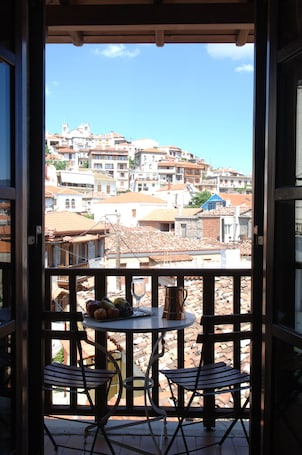Habitación clásica doble, chimenea | Terraza o patio. Rigas Hotel Arachova