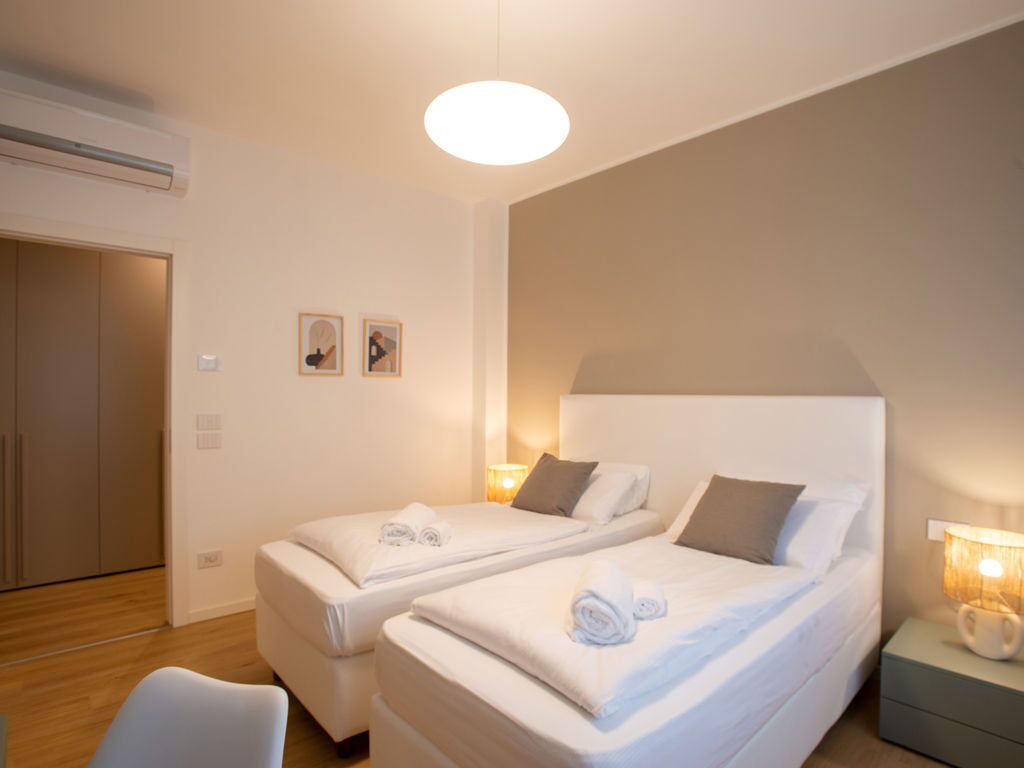Couette en duvet, minibar, bureau
