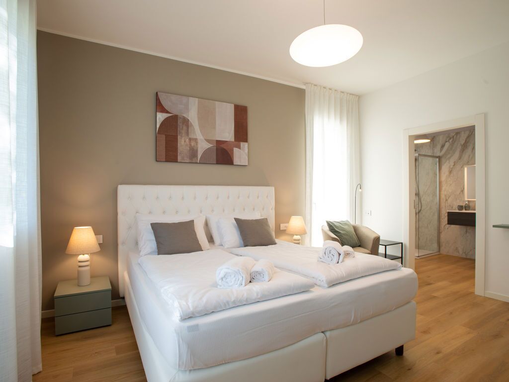 Couette en duvet, minibar, bureau