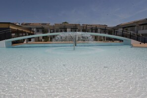 Pool - One Bedroom Apartment in Bibione Ideal for Family (San Michele al Tagliamento)