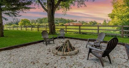 Woodford Stables / Walk to Eckert's Orchard