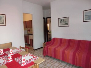 Apartment, 2 Bedrooms, Patio, Garden View | Dining - Villa With Private Garden in Bibione (San Michele al Tagliamento)