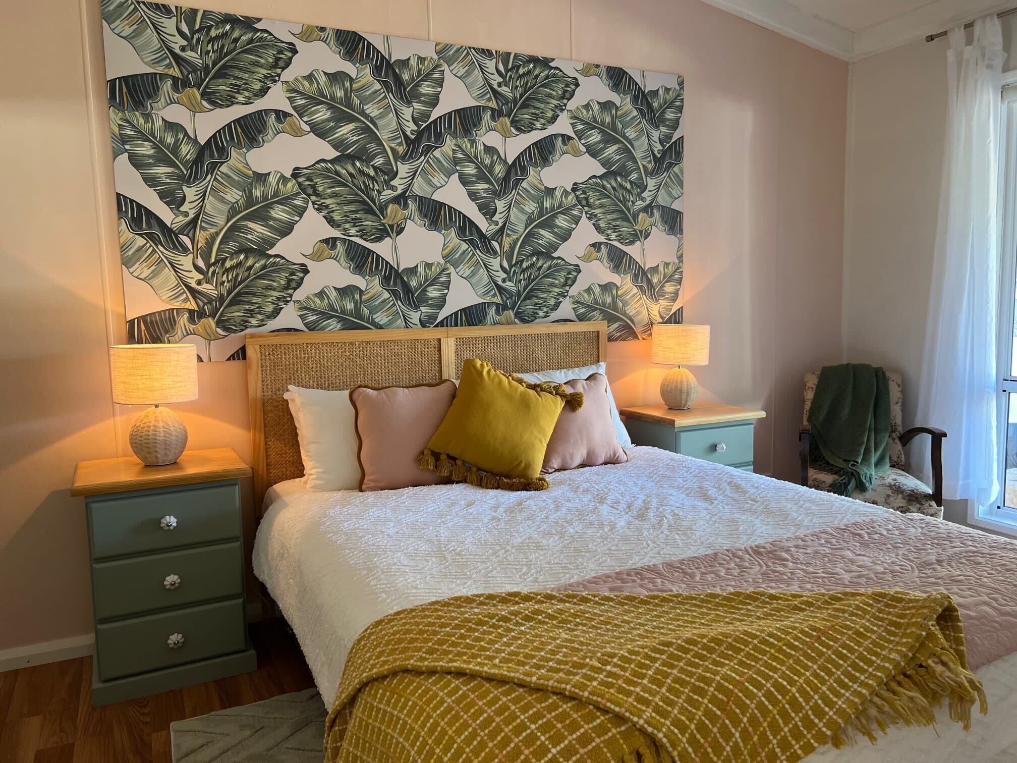 4 室のベッドルーム、WiFi、ベッドシーツ