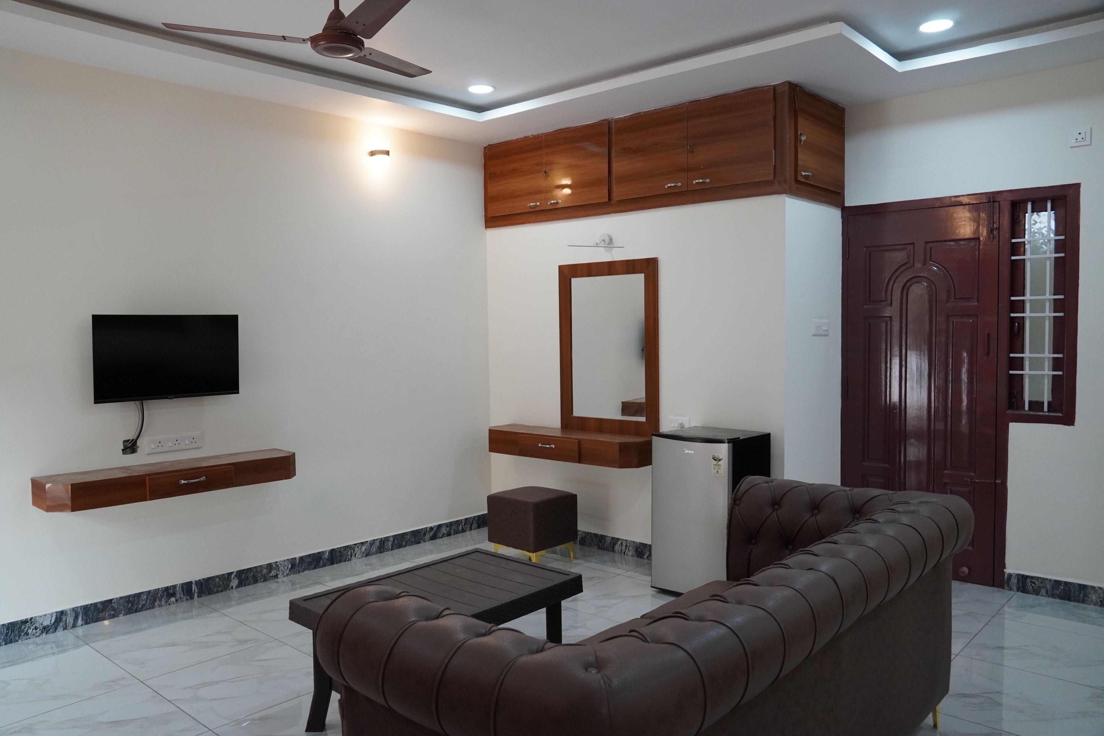 Quadruple Room | Premium bedding, desk, free WiFi, bed sheets