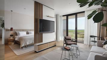 Premium Suite | Premium bedding, down duvets, memory-foam beds, minibar