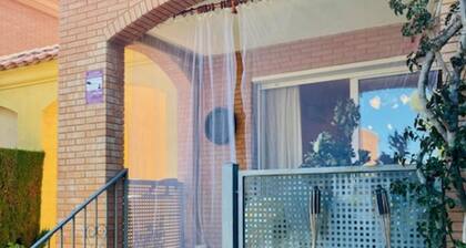 Maison idéale pour familles avec piscine commune à Miami Playa