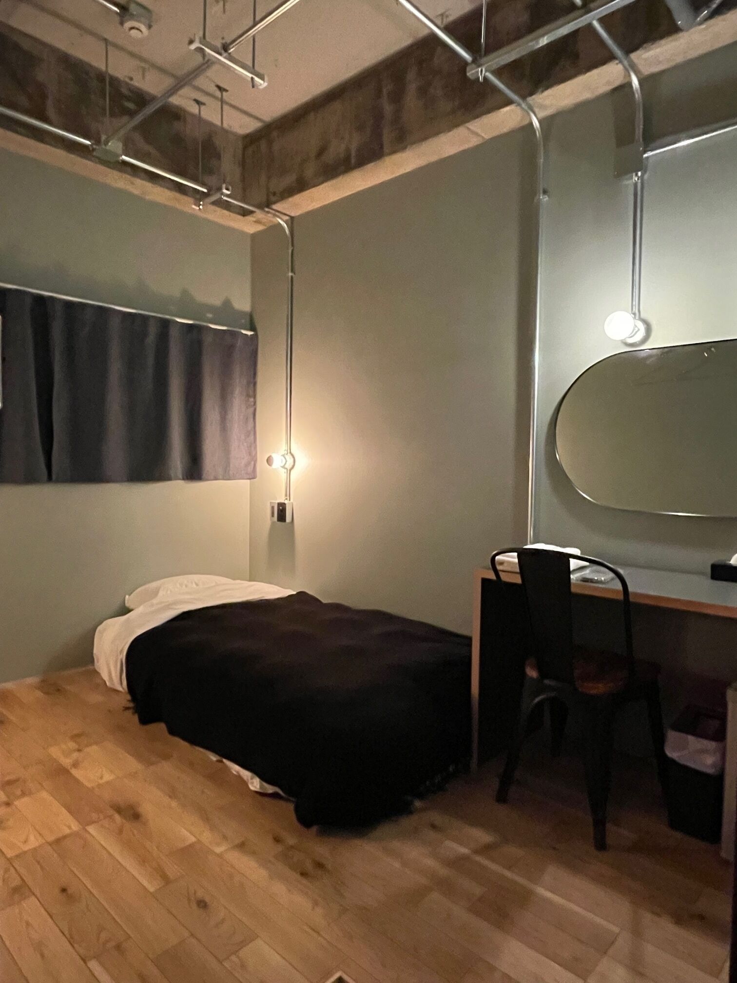Blackout drapes, iron/ironing board, free WiFi, bed sheets