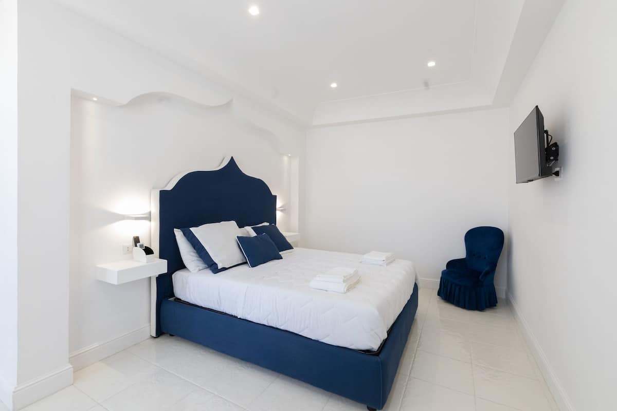 Classic Room | 1 bedroom, premium bedding, down duvets, desk