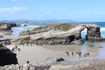 Costa Reinante Foro Las Catedrales. ¡A 5 Minutos de la Playa de Las Catedrales!