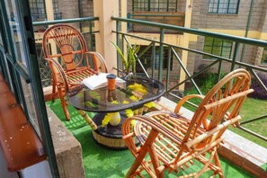 Terrace/patio - Lux Suites Embakasi Airport Apartments (Nairobi)