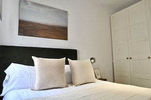 2 chambres, fer et planche à repasser, Wi-Fi gratuit