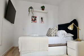 2 Schlafzimmer, Bügeleisen/Bügelbrett, kostenloses WLAN