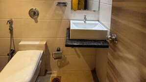 Rom – standard | Dusj på badet