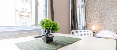 Standard-huoneisto | 2 makuuhuonetta, ilmainen Wi-Fi, vuodevaatteet