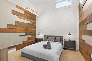 7 habitaciones, tabla de planchar con plancha, wifi y ropa de cama 