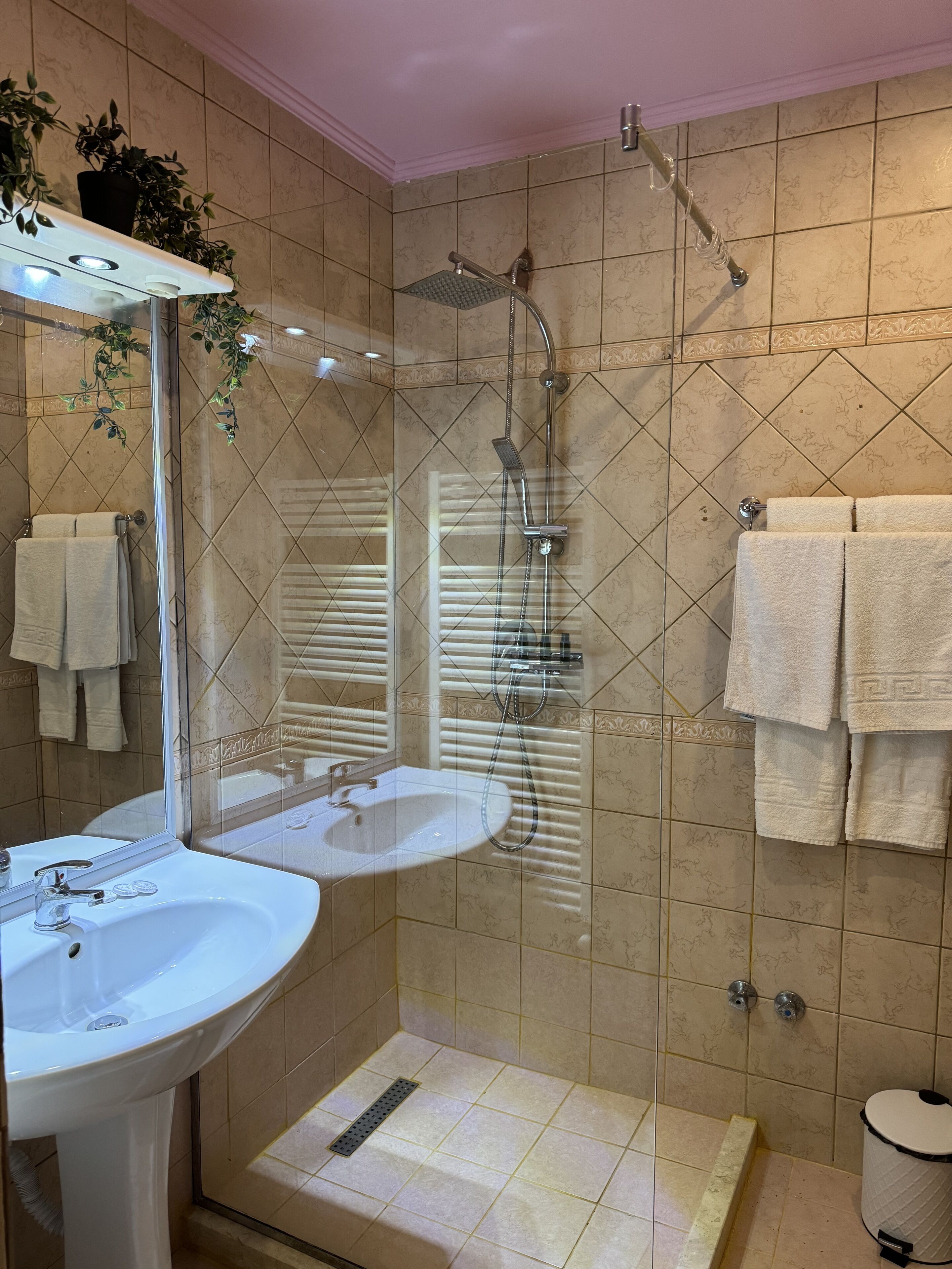 Photo - Misk Hotel & Resort