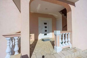 Exterior detail - Holiday apartment with balcony and sea view (Crikvenica)