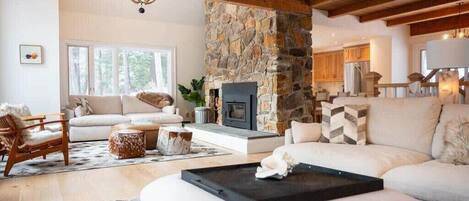 TV, fireplace, offices