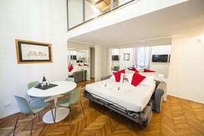 1 chambre, fer et planche à repasser
