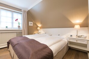 2 bedrooms, iron/ironing board, free WiFi, bed sheets - Style Meets Fashion. Bestlage Zwischen Dünen und Dorfteich (Wenningstedt-Braderup (Sylt))